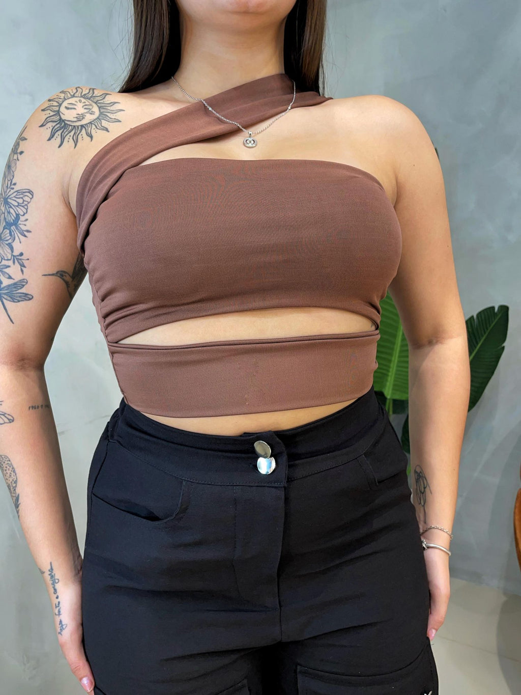 Cropped em Suplex Alça Transpassada com Recorte Aline